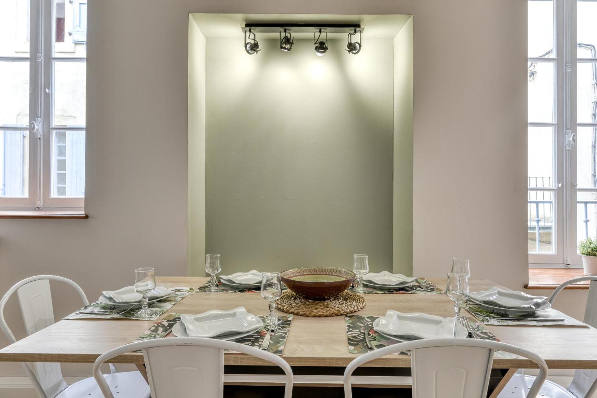 Le Coste - Free Parking - - Wifi -netflix Apartment *