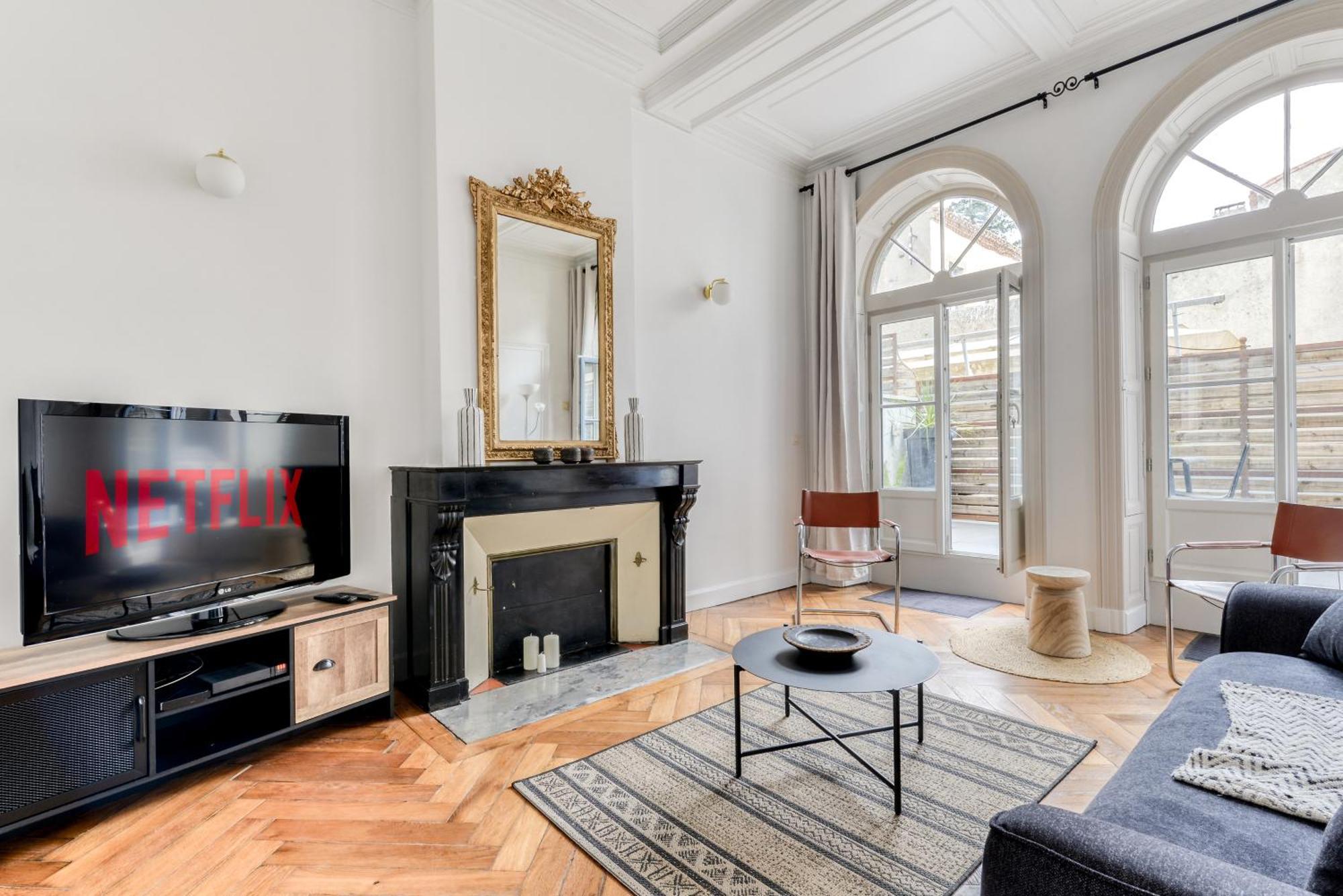 Le Coste - Free Parking - - Wifi -netflix Apartment *